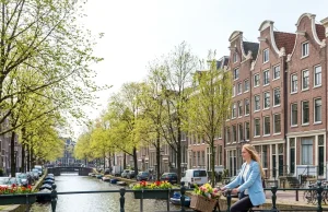 Best Time to Travel to Amsterdam: Complete Seasonal Guide Best Time to Travel to Amsterdam